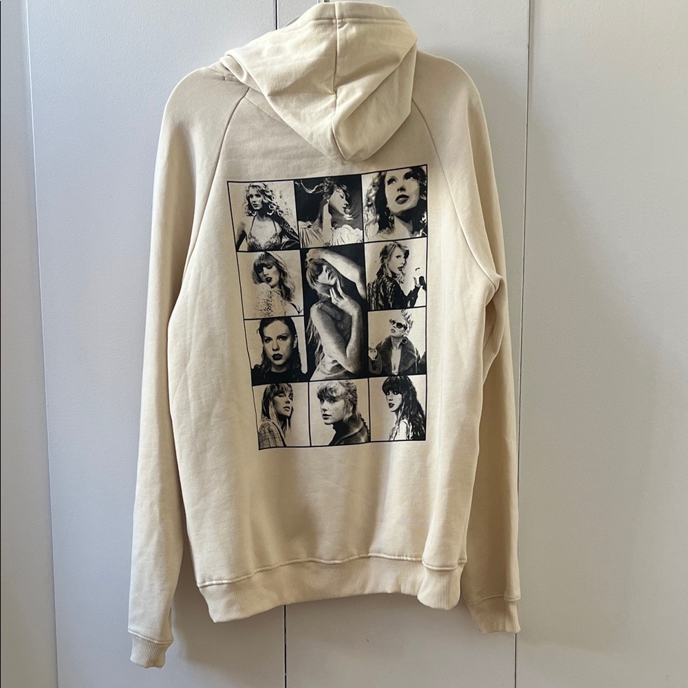 Taylor Swift Eras Tour Sweatshirt Version 1 Beige Size L